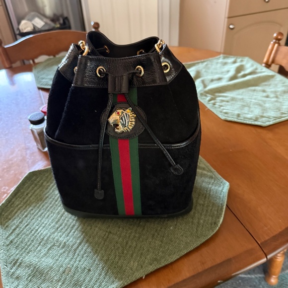 Gucci bag - Picture 2 of 7